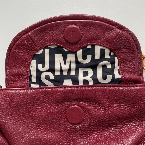 Marc by Marc Jacobs Cross Body Maroon Clutch - Picture 5 of 8